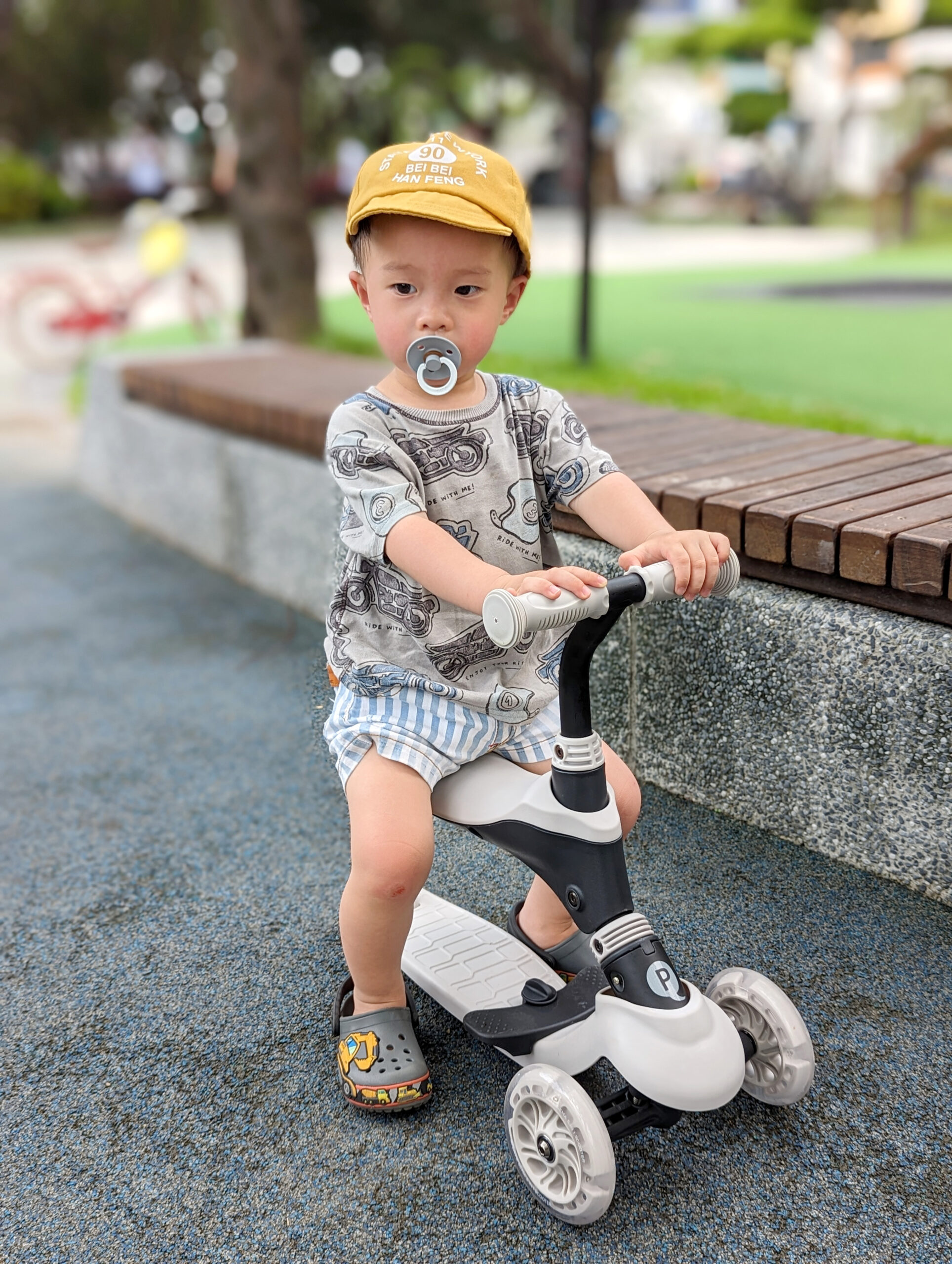 QPlay SEMA滑步滑板車／炫輪版讓你家寶貝是路上最瞎趴那一個 @Rosa的秘密花園