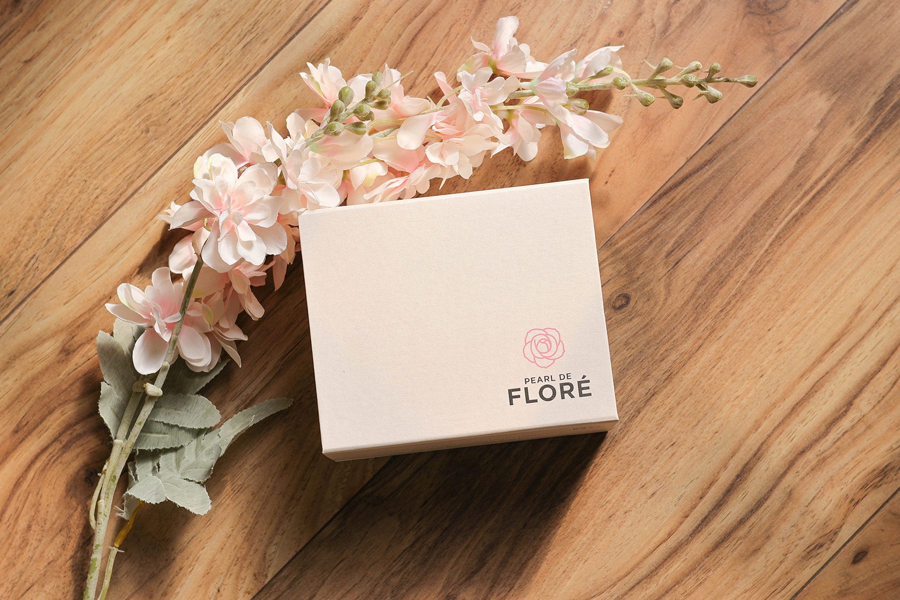 Pearl de Flore來自美國天然植萃品牌／高效牡丹抗老緊緻面膜／簡單地敷臉也可以跟時間逆行喔 @Rosa的秘密花園