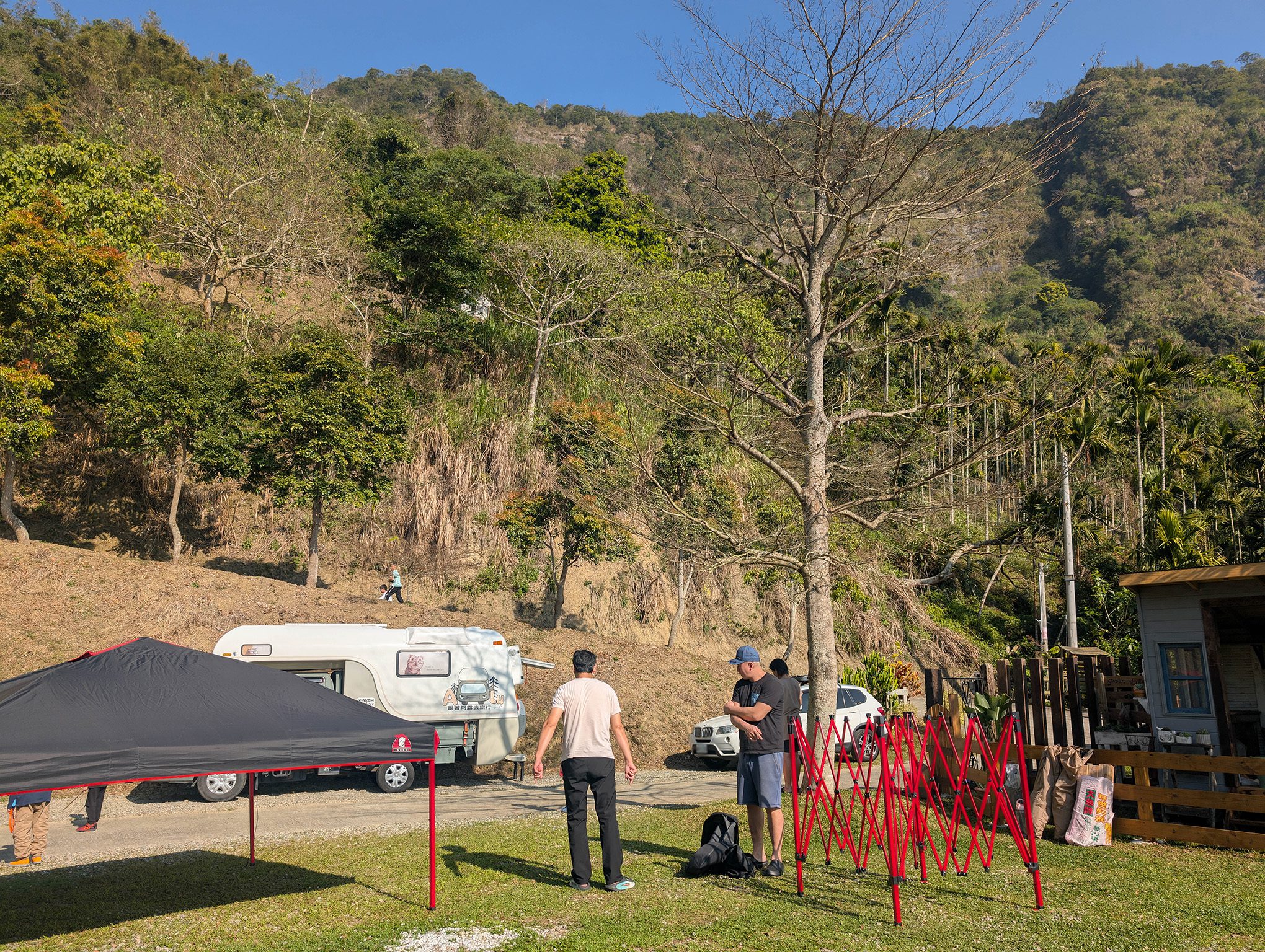 『跟著阿露去旅行』南投國姓雲享清峰／乾淨舒適好環境、夕陽山景好風光 @Rosa的秘密花園