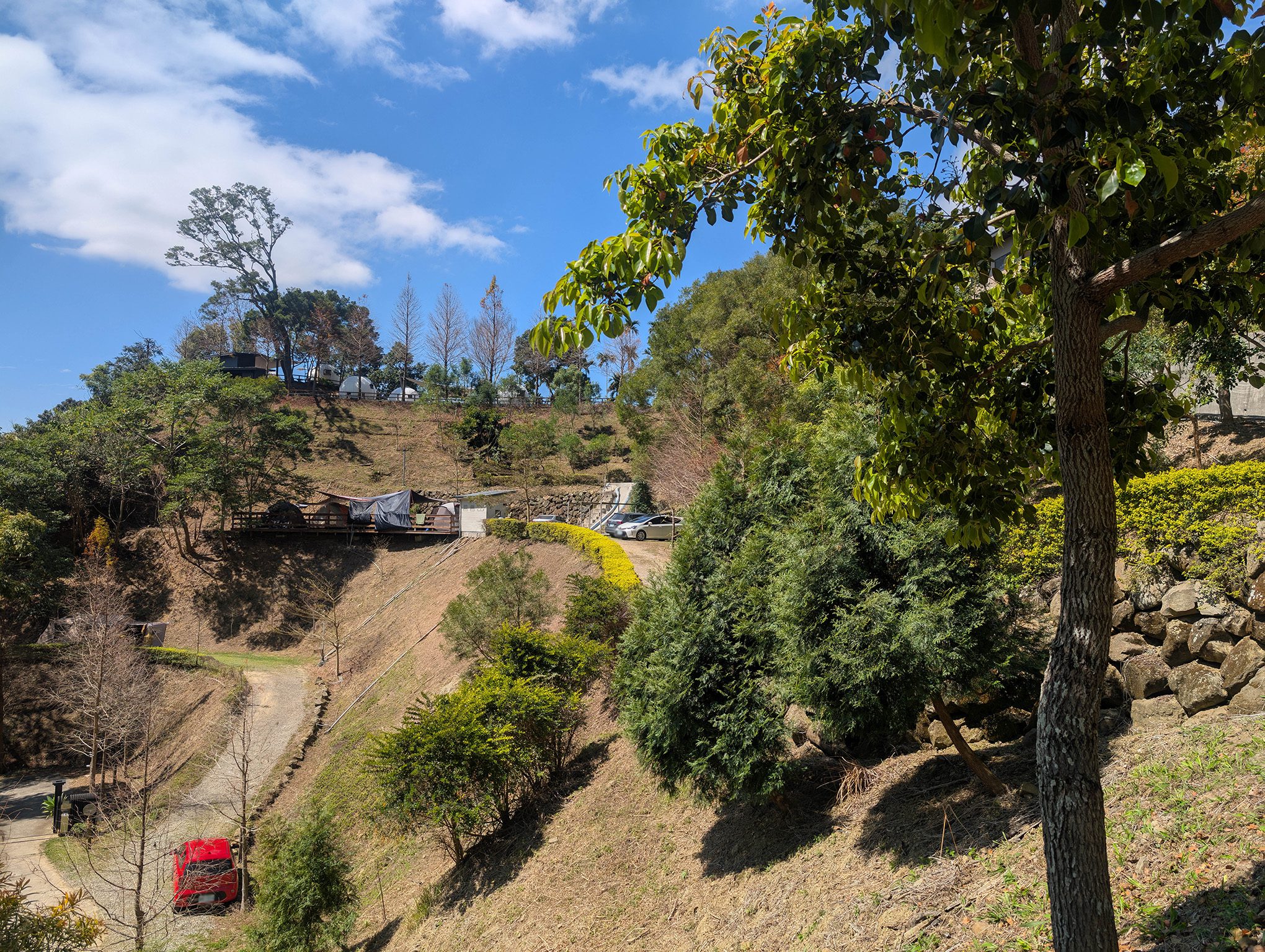 『跟著阿露去旅行』南投國姓雲享清峰／乾淨舒適好環境、夕陽山景好風光 @Rosa的秘密花園