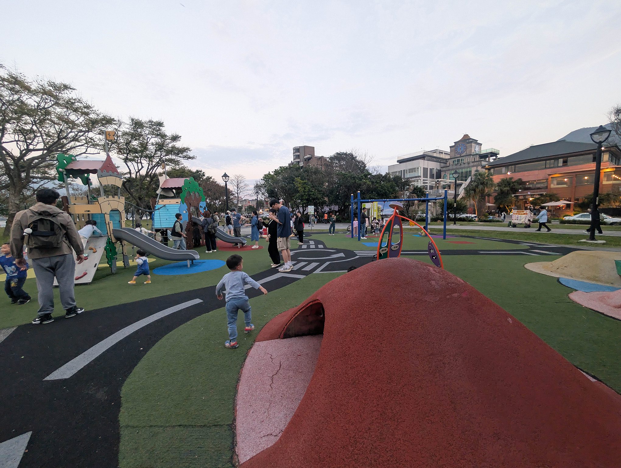 『跟著阿露去旅行』南投國姓雲享清峰／乾淨舒適好環境、夕陽山景好風光 @Rosa的秘密花園