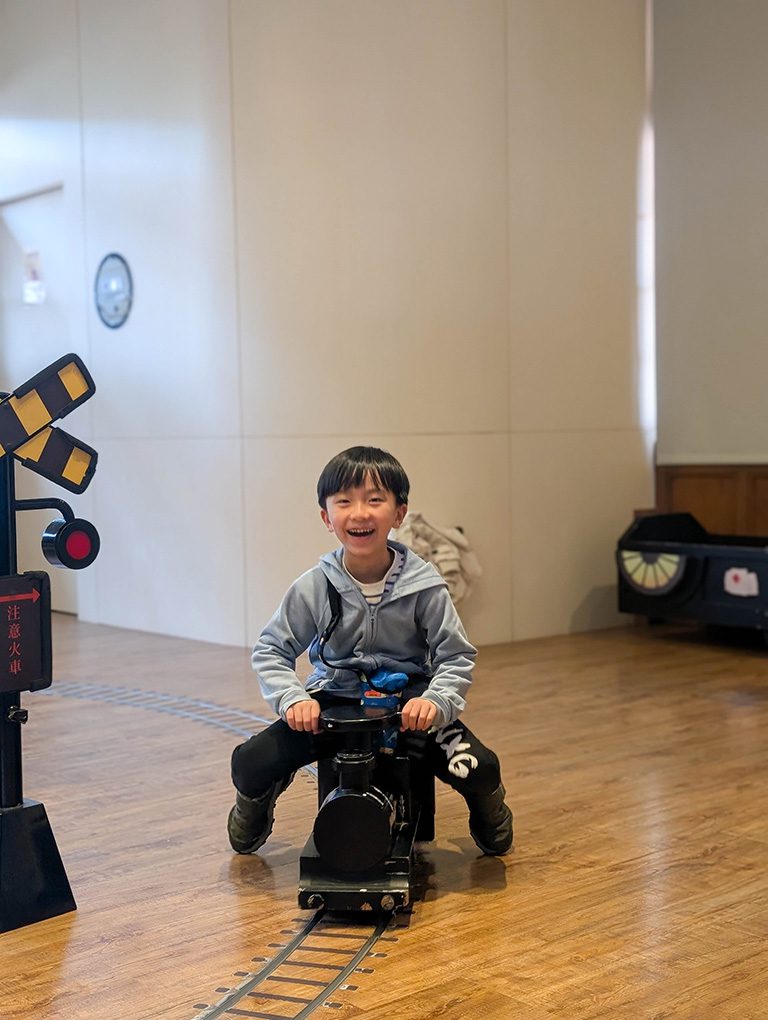 2025清明連假-國立臺灣博物館鐵道部園區／北門旁、交通方便、輕鬆玩 @Rosa的秘密花園