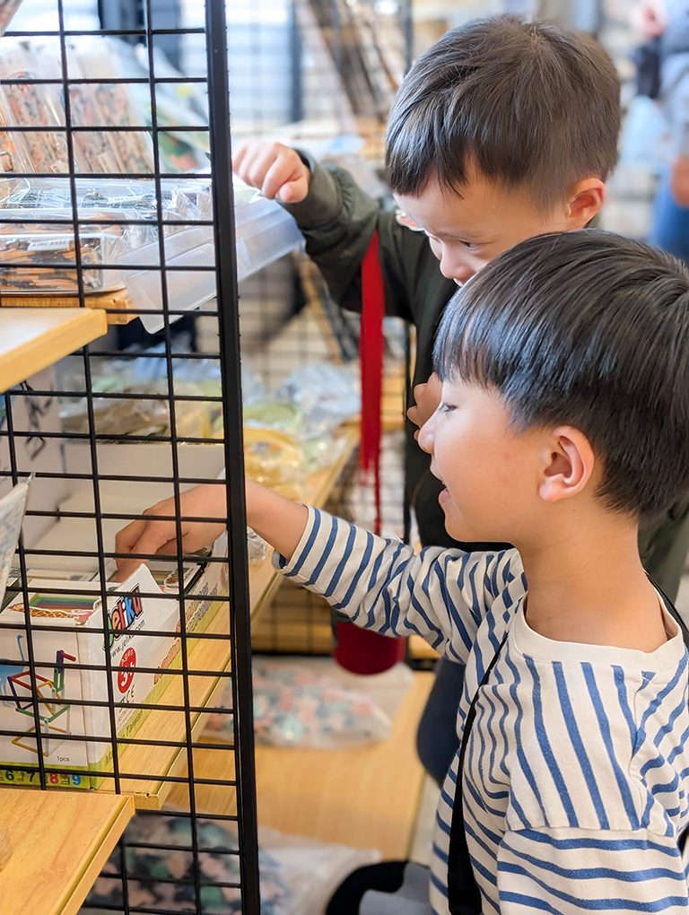 2025清明連假-國立臺灣博物館鐵道部園區／北門旁、交通方便、輕鬆玩 @Rosa的秘密花園