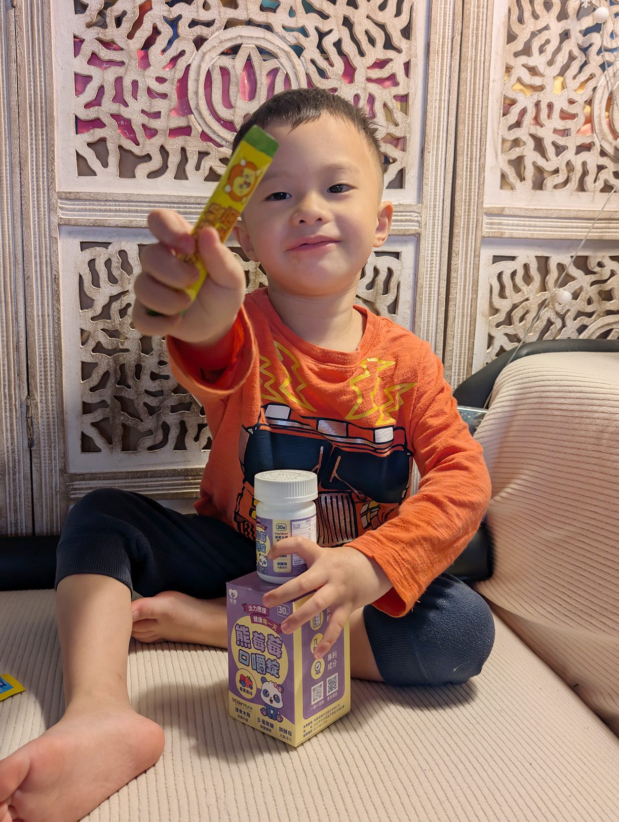 覓樂milove-熊莓莓口嚼錠+大獅級益生菌+優鈣成長凍=讓媽媽們不煩憂 @Rosa的秘密花園