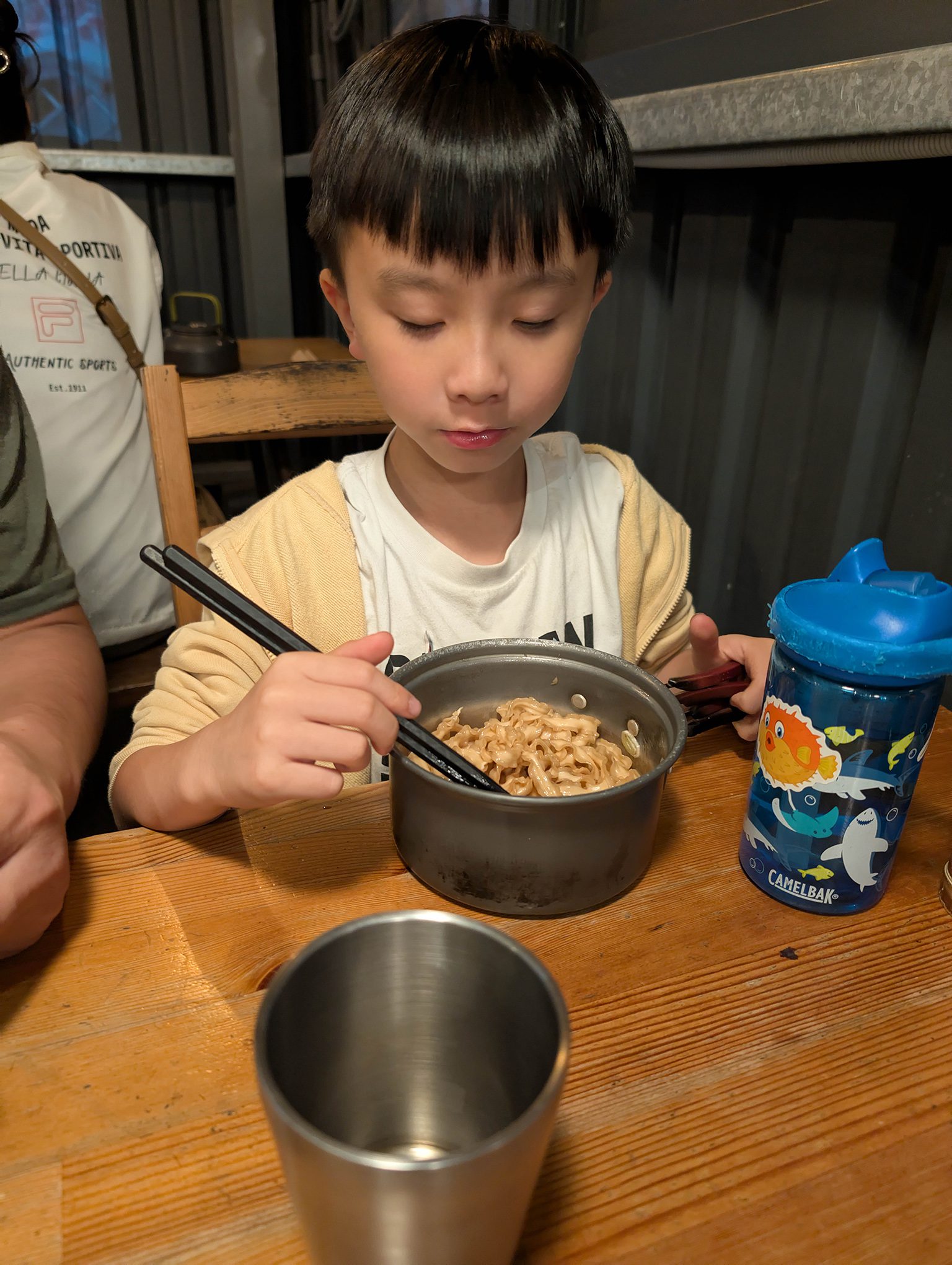 『跟著阿露去旅行』週末礁溪小旅行／路邊烤肉蘭礁店吃宵夜／夜宿跑馬古道公園／二龍之心放放電 @Rosa的秘密花園