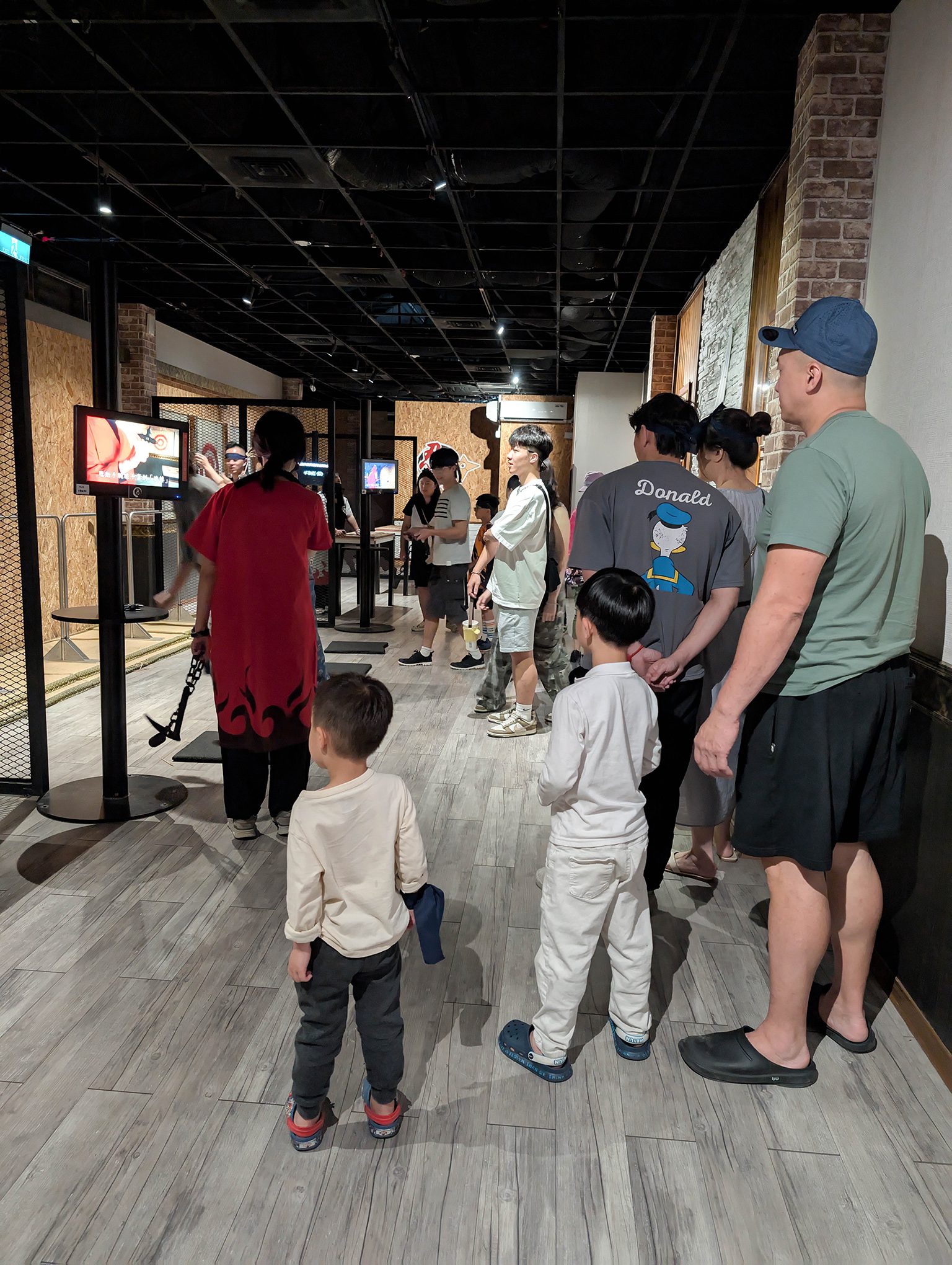 『跟著阿露去旅行』週末礁溪小旅行／宜蘭忍者村變身小忍者／樂色山樂高迷的最愛、兩隻玩到不想離開／晚餐吃鳥大人居酒屋 @Rosa的秘密花園