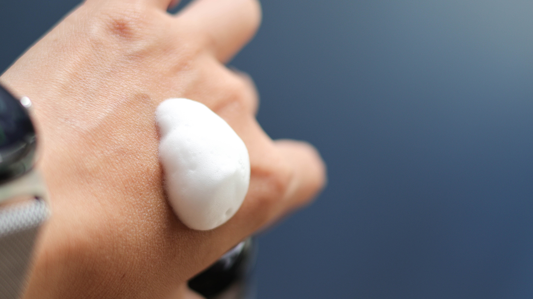 MEDITHERAPY安安維C提亮泡泡精華／讓肌膚閃耀自然光澤 @Rosa的秘密花園