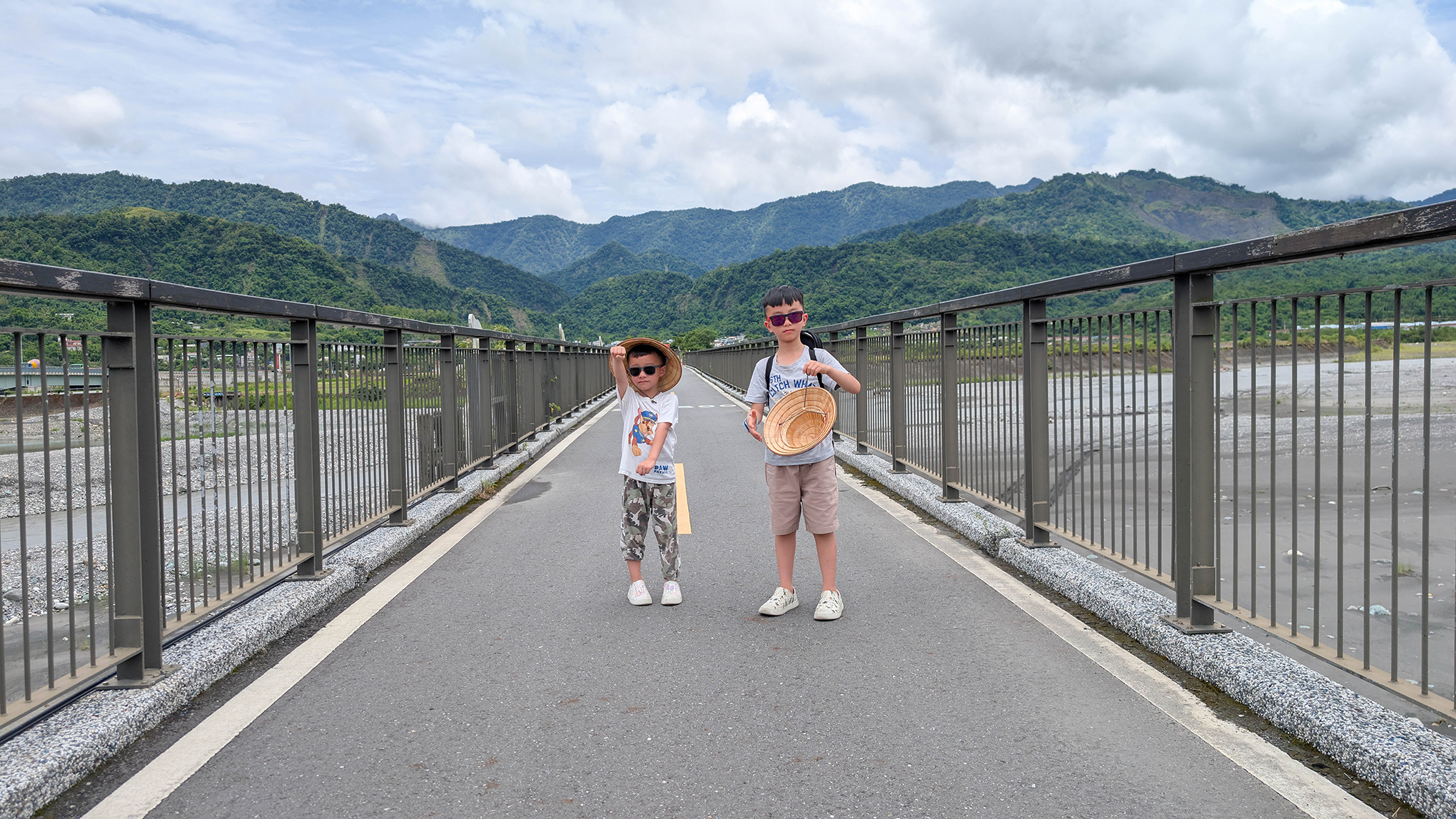 『跟著阿露去旅行』2026暑假露營車環島Day 3／歐亞板塊及菲律賓海板塊交界紀念碑、台東鹿野高台熱氣球解鎖成功 @Rosa的秘密花園